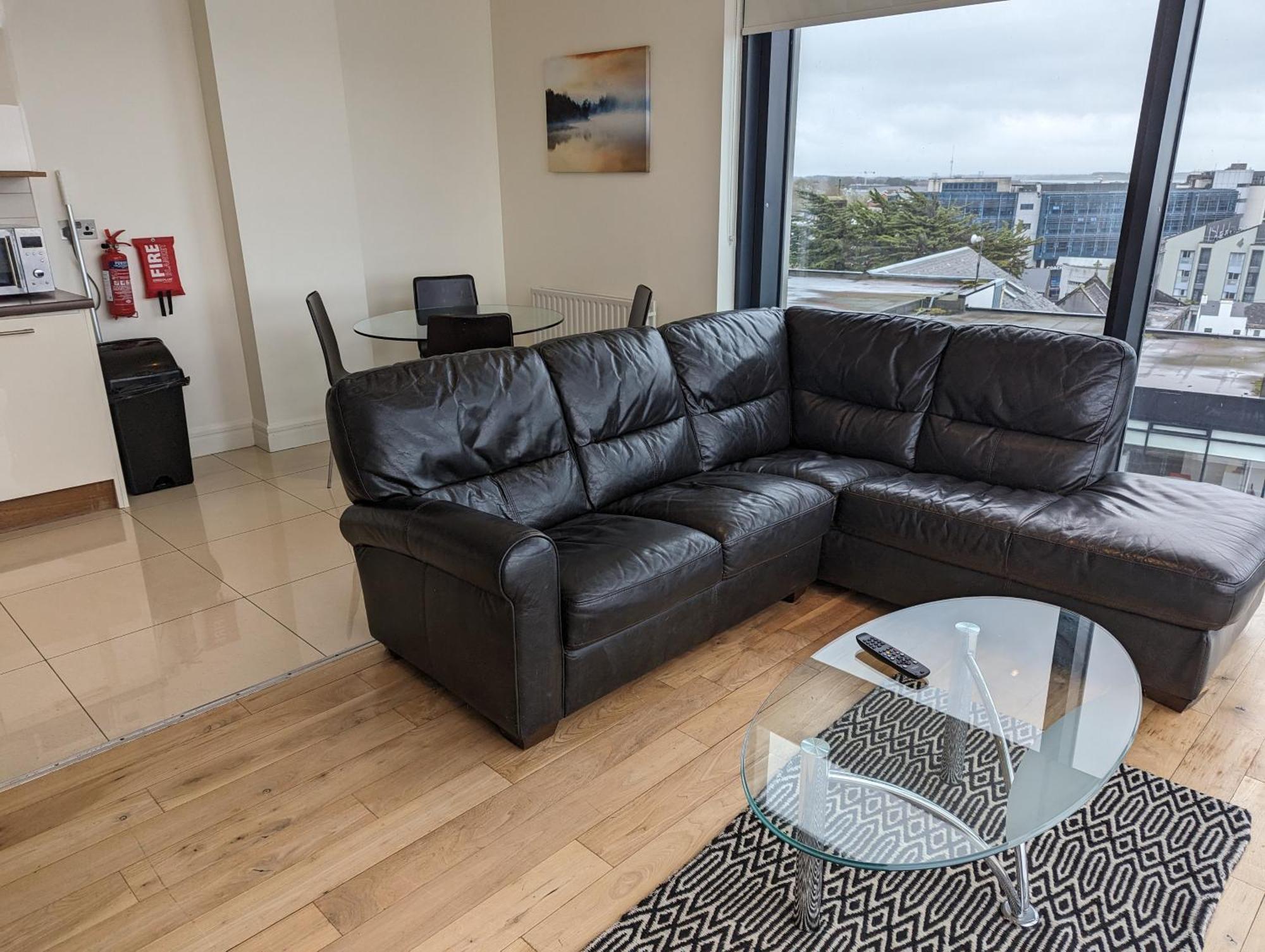 The Western Citypoint Apartments Galway Extérieur photo