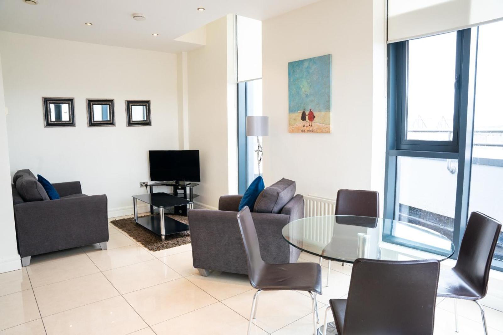 The Western Citypoint Apartments Galway Extérieur photo